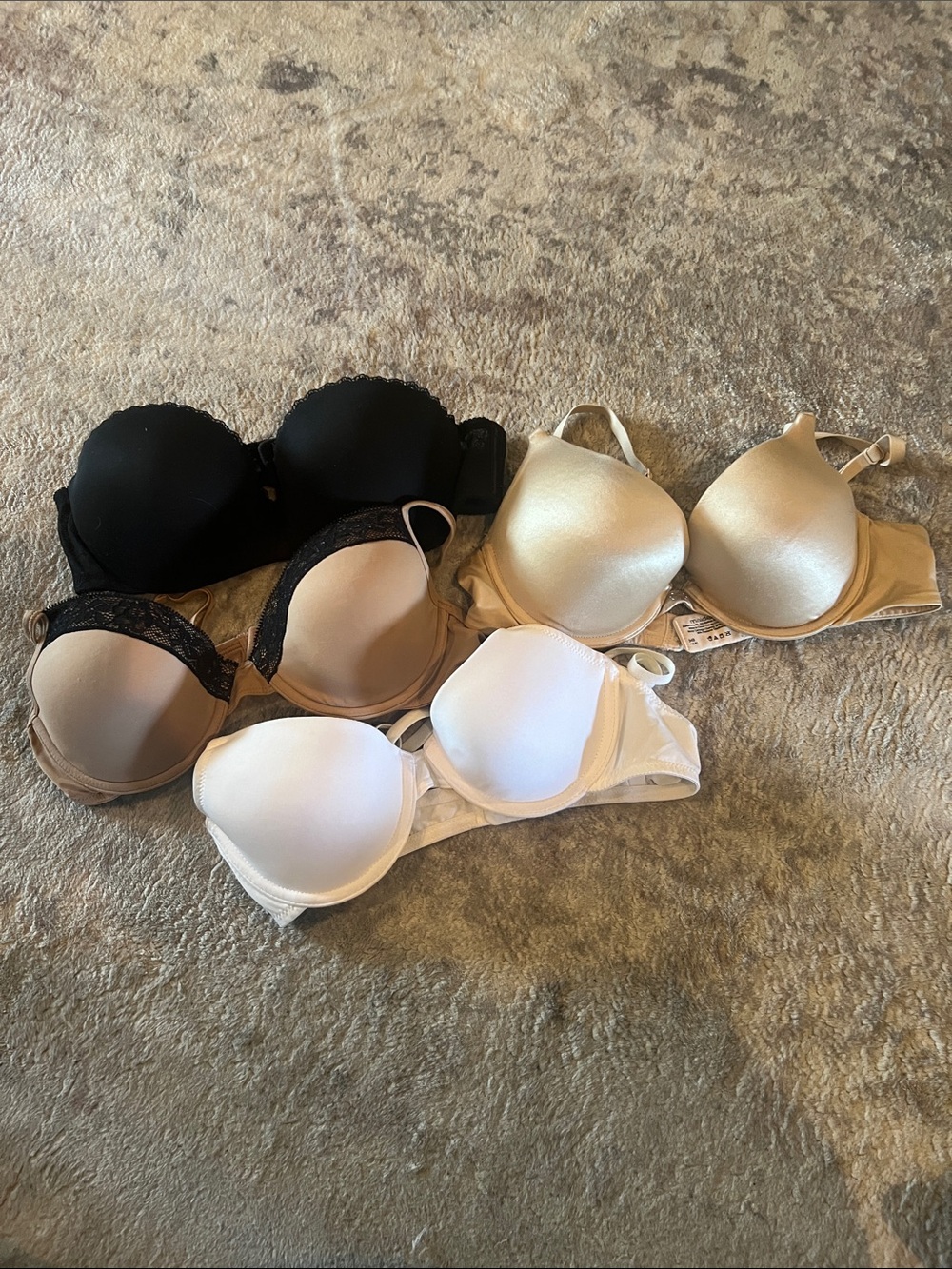 Everyday Seamless T-Shirt Bra - Black, White, Nude, Champagne Size 34B
